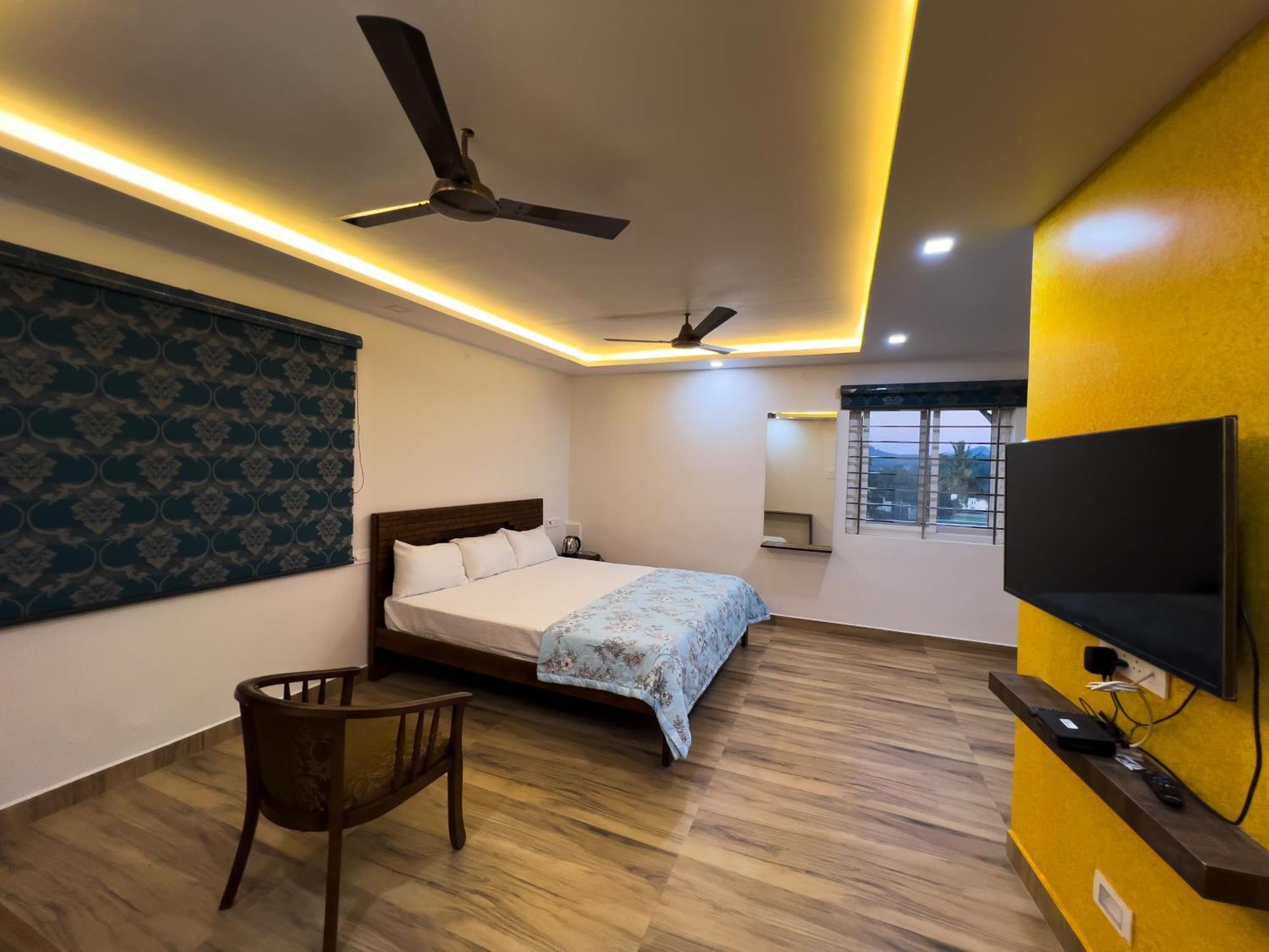 Jp Residency Hotel Yelagiri Exterior photo